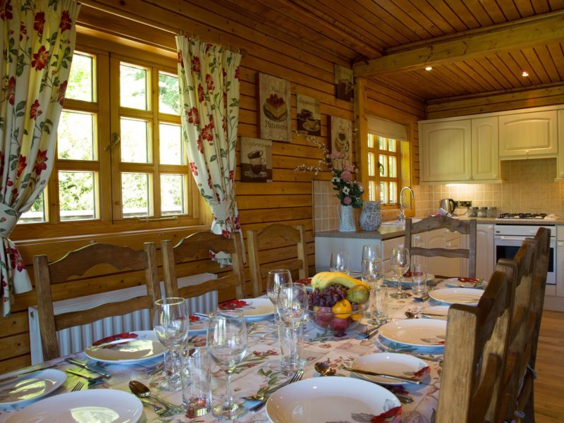 Ash Log Cabin dining room