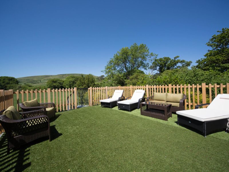 Ash Log Cabin sundeck