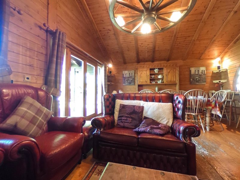 Walnut Log Cabin